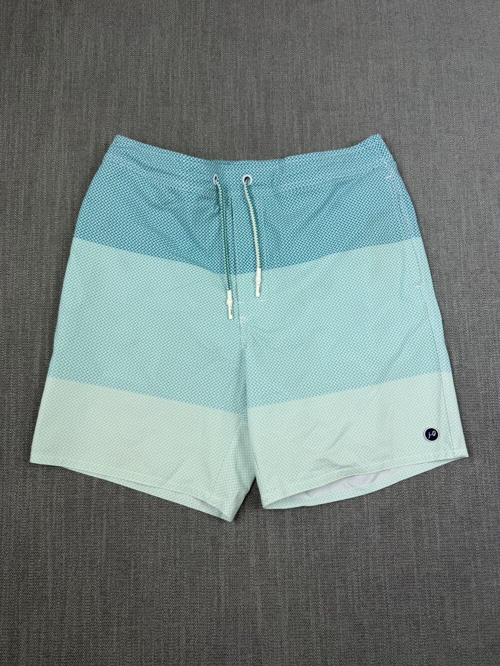 Johnnie-O Swim Trunks Men’s Medium Blue Ombre Board Shorts Mesh Lined Surf